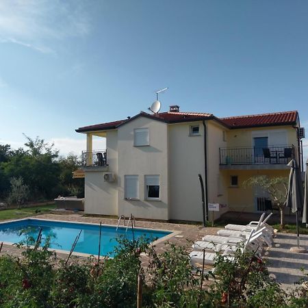 Apartment Adriatic 우마그 외부 사진